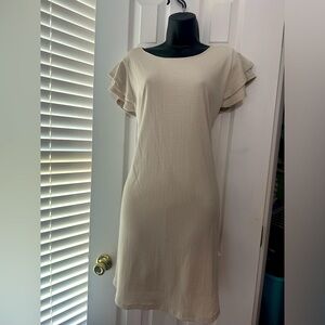 Zenana size medium cream ruffle sleeve dress
